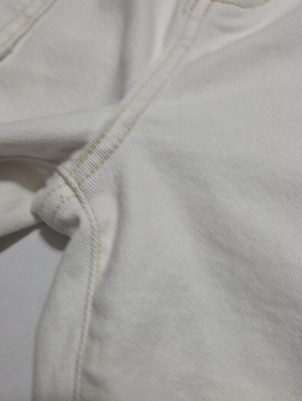 Cream Wide-Leg Jeans with Utility Front Pockets - Picture 6 of 9